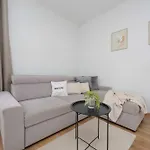 Unique In For 2 People Perfect For Remote Work By Renters Apartmán Varšava