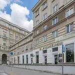 Unique In For 2 People Perfect For Remote Work By Renters * Varsóvia