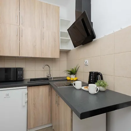 Unique In For 2 People Perfect For Remote Work By Renters * Warschau