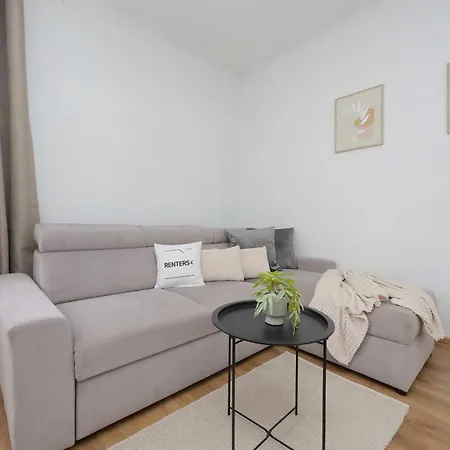 Unique In For 2 People Perfect For Remote Work By Renters Appartement Warschau