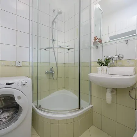 Unique In For 2 People Perfect For Remote Work By Renters
