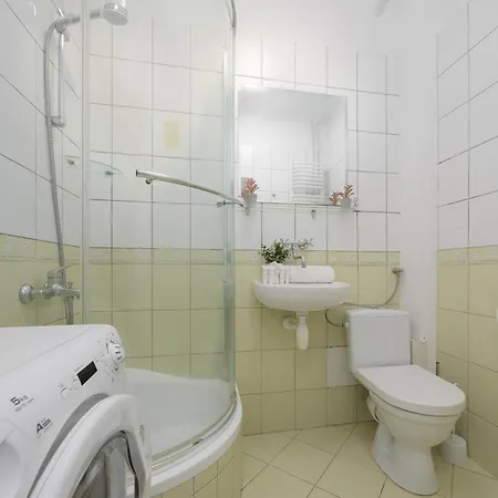 Unique In For 2 People Perfect For Remote Work By Renters Appartement Warschau