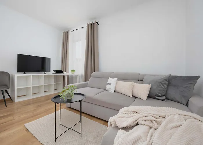 アパート Unique In For 2 People Perfect For Remote Work By Renters ワルシャワ